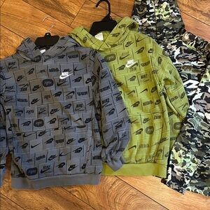 Nike hoodie bundle